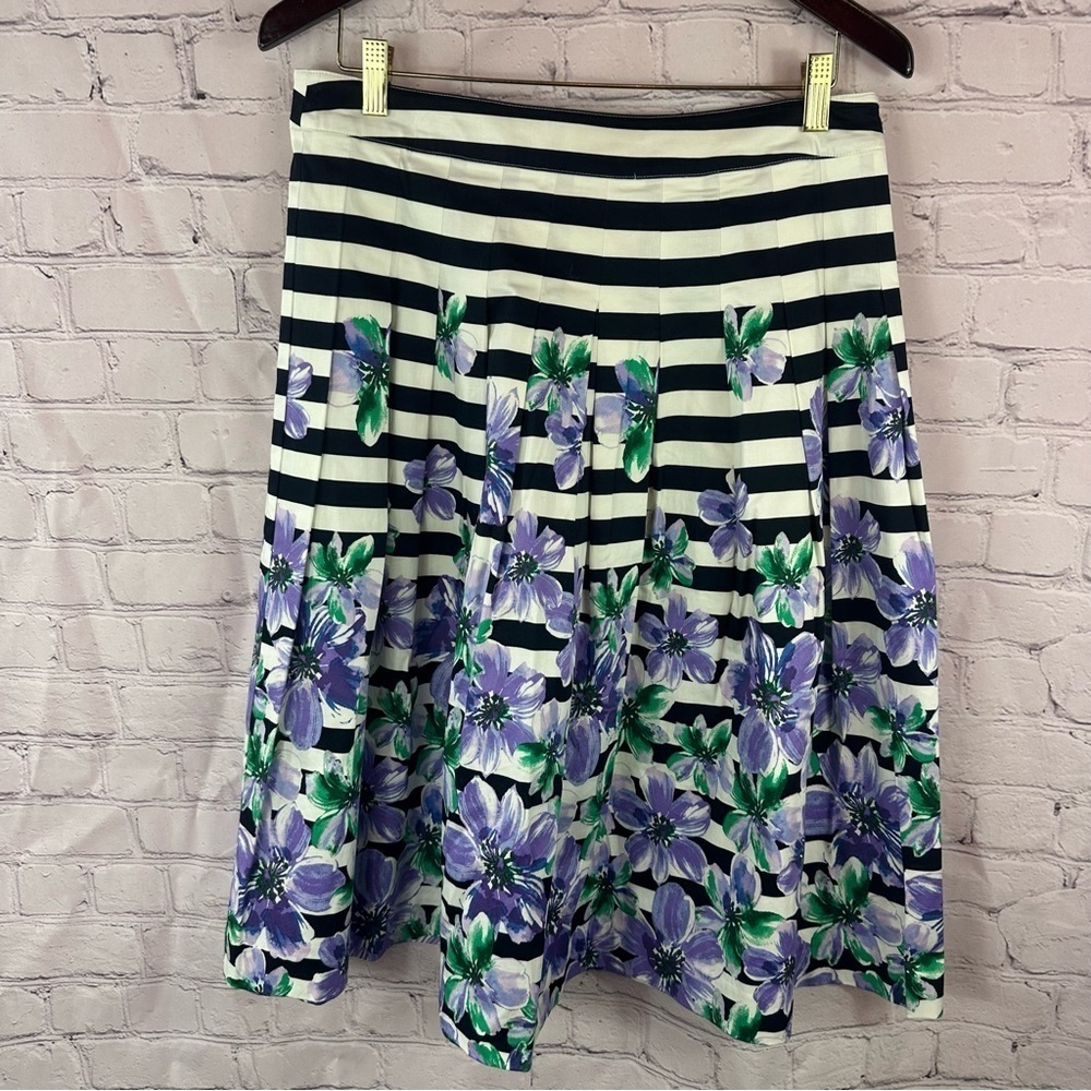 Talbots Black White stripe pleated floral A-Line Knee-Length Skirt sz 10